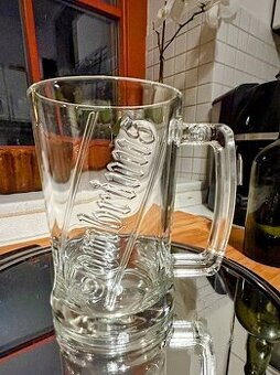 Pivní půllitry Gambrinus lité sklo reliéfním logo 3ks