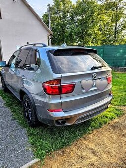 BMW X5 e70 s vadou motoru
