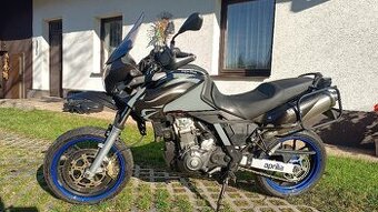 Aprilia Pegaso 650 Strada