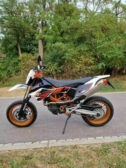Ktm 690 smc-r