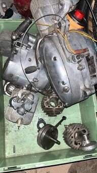 Motor,díly,nd, jawa 21 05 555 20 ,nadrz,zapalovani