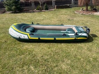 Nafukovací člun Seahawk 4 + elektro motor