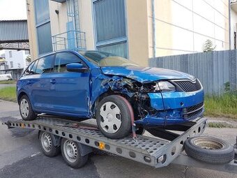 Škoda Rapid Spaceback modrý, 1,2 TSi 77 kW - ND z vozu