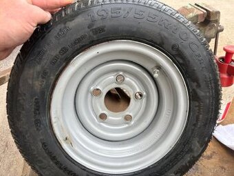 Prodám nové nejeté kolo na vozík za auto