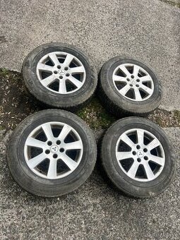 Kola 215/70R16