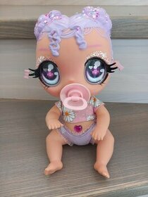 Panenka Glitter Babyz Doll- Lila Wildboom - 1
