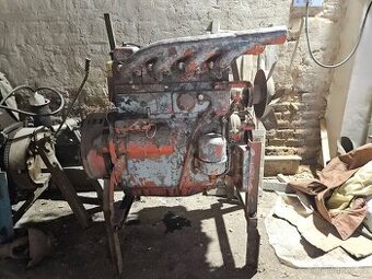 Motor Zetor 5501 kompletní, nastartuješ a jezdíš