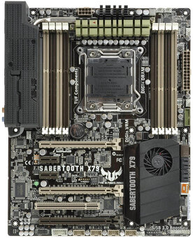PC prac.stanice......ASUS SABERTOOTH X79 - 1