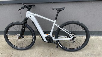 Prodám NOVÉ, nepoužité, skvělé elektrokolo Focus JARIFA² 6.7