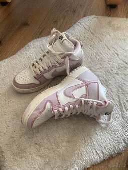 Nike Dunk