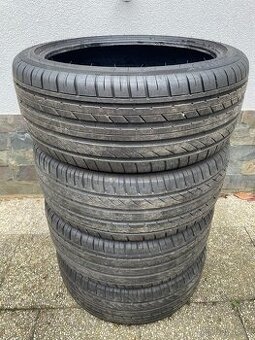 Letní pneu HIFLY HFBOS Challenger 235/40R19