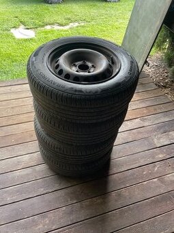 205/65/15 - 1