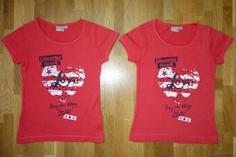 2x červené dívčí letní tričko pro dvojčata vel.116