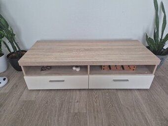 Televizní a konferenční stolek
