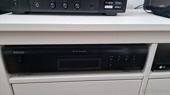 Prodám CD přehrávač Denon DCD-600NE Black vč. optického kabe