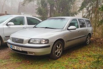 Volvo V70 2.0T 132KW AUTOMAT rok 2001