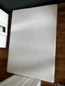 Pěnová matrace Wellpur o rozměru 140x200x18cm - 1