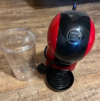 Kavovar Dolce gusto