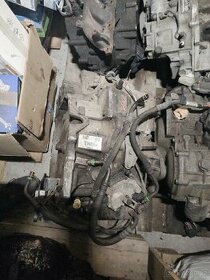 Volvo automat benzin 147kw