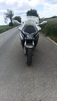 Prodám Hondu VFR at 1200f - 1