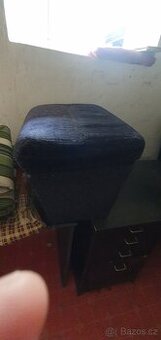 Daruji 2 taburety