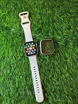 Apple watch SE 2.generace - 44mm
