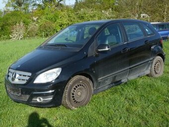 Mercedes Benz B180 cdi typ 245 NAHRADNI DILY Z VOZU