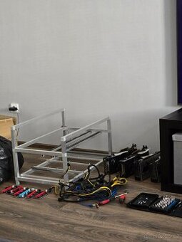Konstrukce / rám pro mining RIG (až pro 6 GPU)