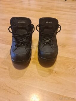 LOWA RENEGADE GTX LO 43½ - 1