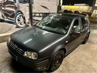 Volkswagen Golf 1.9TDI 81kW