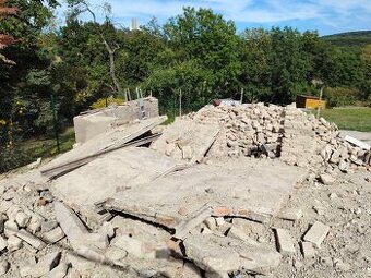 Stavební suť cihly