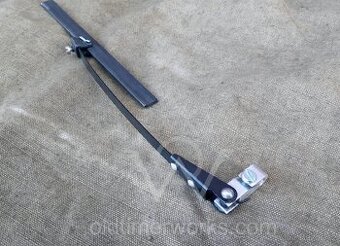 Replika stěrače na válečné a předválečné veterány