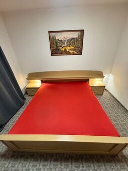 Manzelská postel (doprava po dohodě)