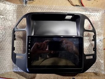 Autorádio navigace Mitsubishi Pajero