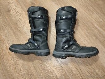 Forma Adventue DRY, velikost 46