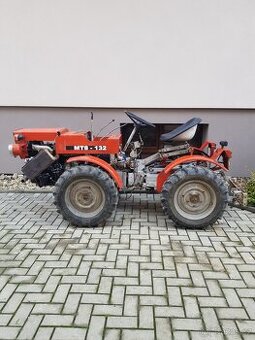 MT8 132 motor lombardini