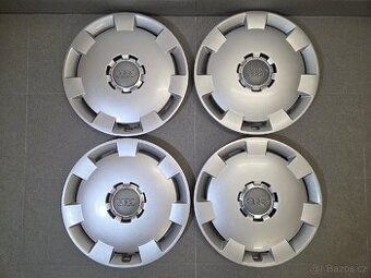 Originální 16" poklice z vozu Audi A3 (8P) - 8P0601147A