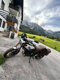 2022 CFMOTO 700CL-X Heritage