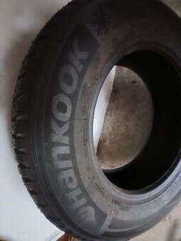 Hankook 215/65R15 - zimní