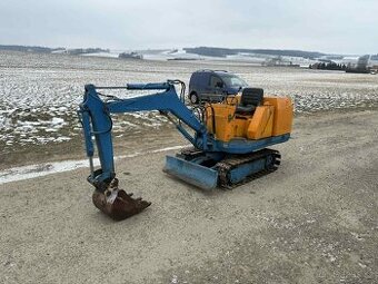 JAPONSKÝ MINIBAGR KOMATSU PC05 1400KG
