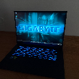 GIGABYTE GAMING A16 / i7-2,4GHZ / RTX 5060 8G / 16GB RAM