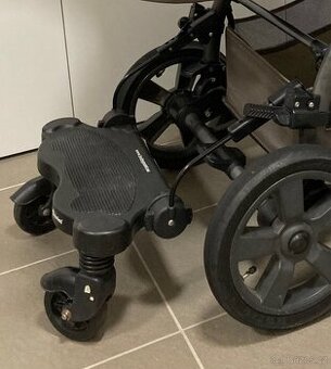 Stupátko ke kočárku