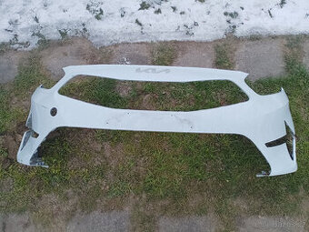 předni naraznik kia ceed 2019