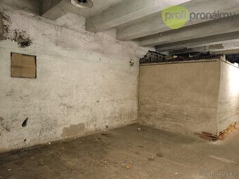 Pronájem skladového prostoru 65 m²