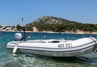 Zlevněno - Motorový člun Zodiac Cadet 325 s motorem Honda 10