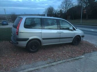 prodam osobni automobil