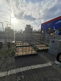 Klece od IBC nádrží