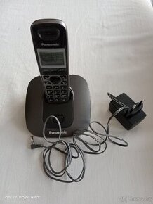 Přenosný (i VOIP) telefon PANASONIC KX-TG 6411 FX

