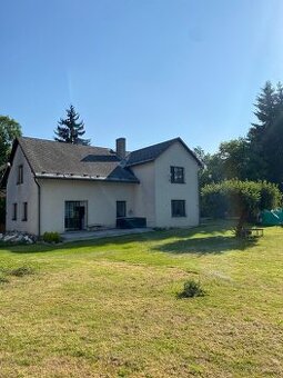 Prodej rodinného patrového domu s velkou zahradou