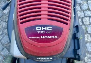 Sekačka na trávu Honda 135cc